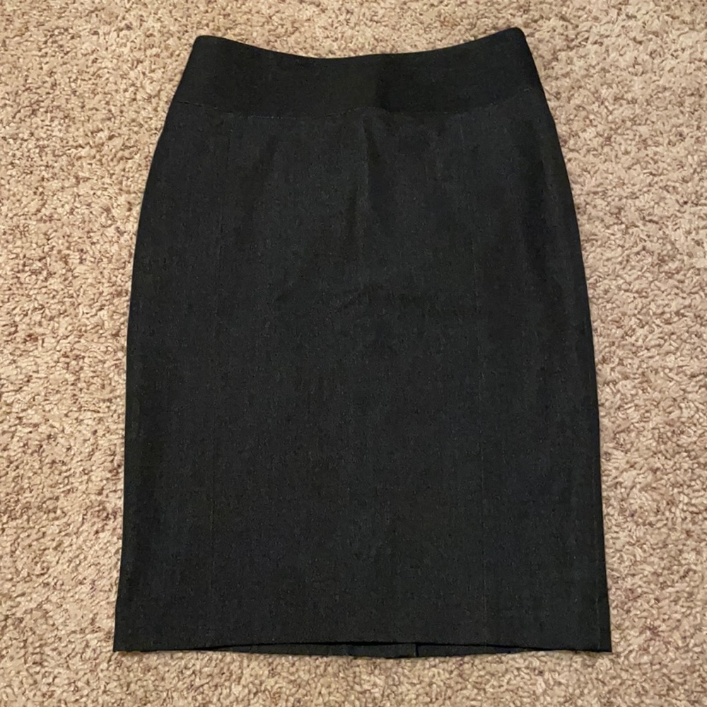 Long pencil skirt